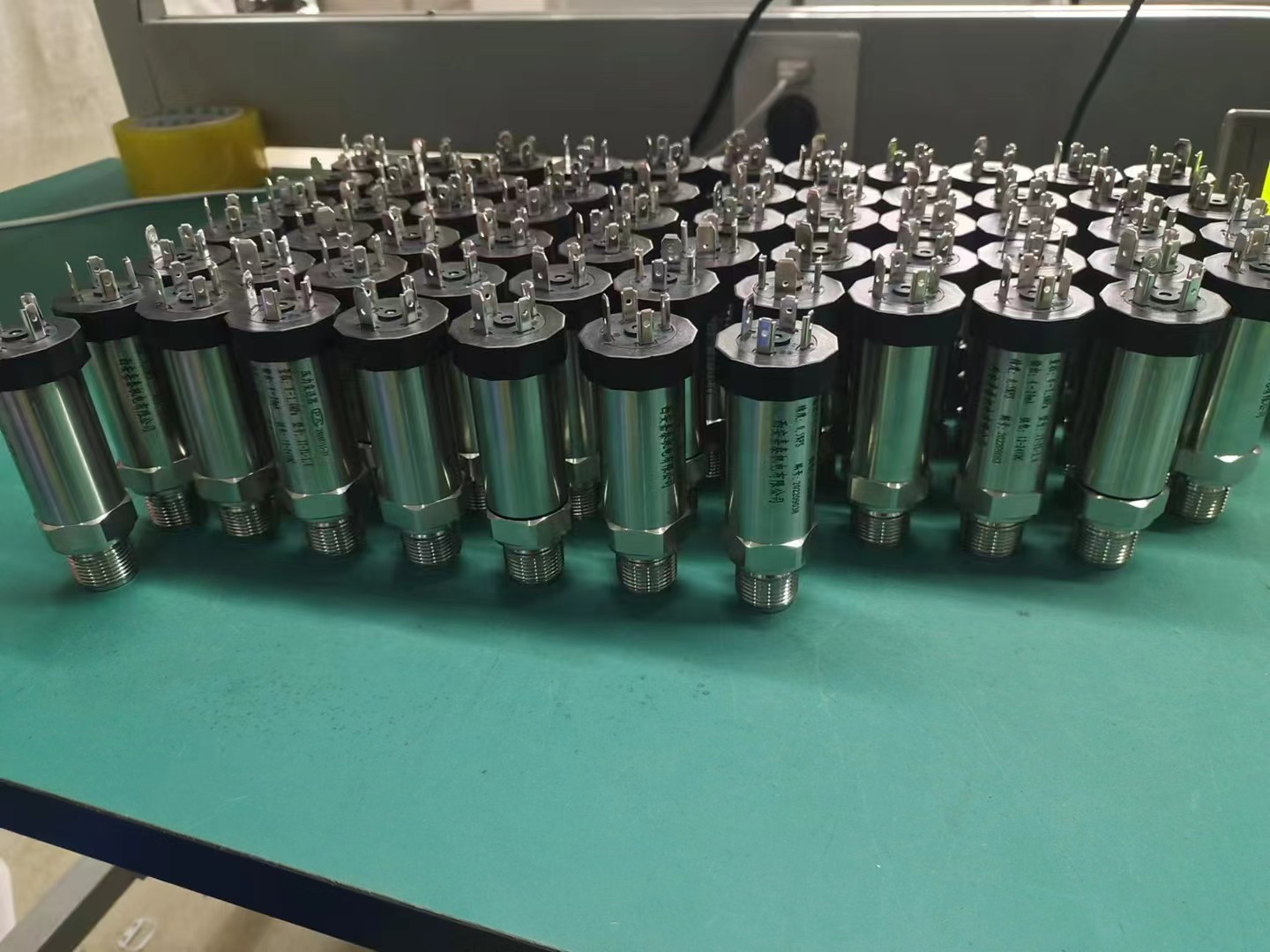 Is the instrument alarm incorrect? Deviation setting and logical function